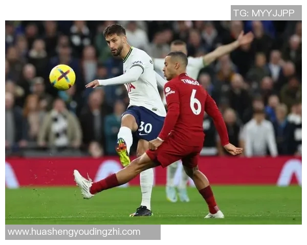 热刺与利物浦激战正酣精彩文字直播全程回顾与分析