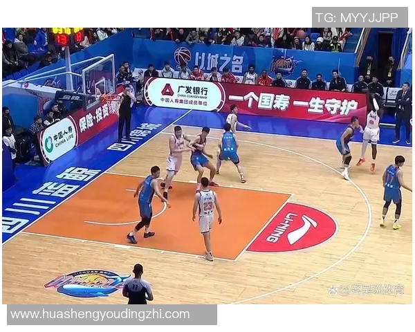 辽宁男篮与江苏男篮全运会激战正酣精彩瞬间回顾与分析 辽宁男篮与江苏男篮全运会激战正酣精彩瞬间回顾与分析