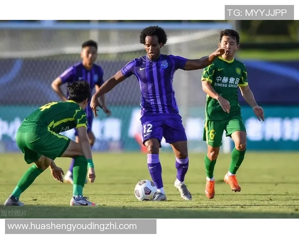 11月15日广大的精彩对决与江苏球队的激烈碰撞引发球迷热议 11月15日广大的精彩对决与江苏球队的激烈碰撞引发球迷热议