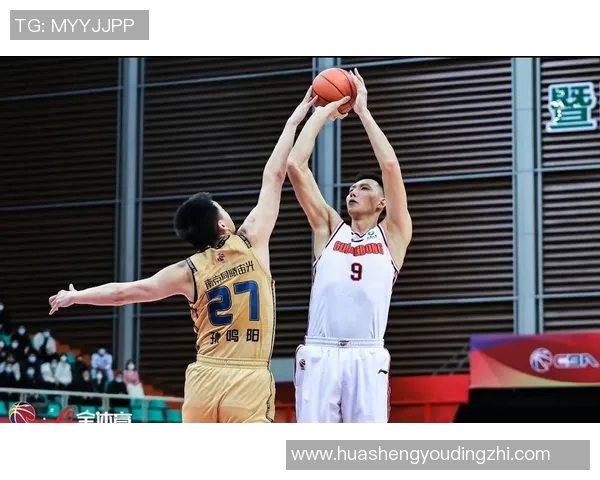 CBA精彩对决回顾广东队与同曦队的激烈较量全程录像分析 CBA精彩对决回顾广东队与同曦队的激烈较量全程录像分析