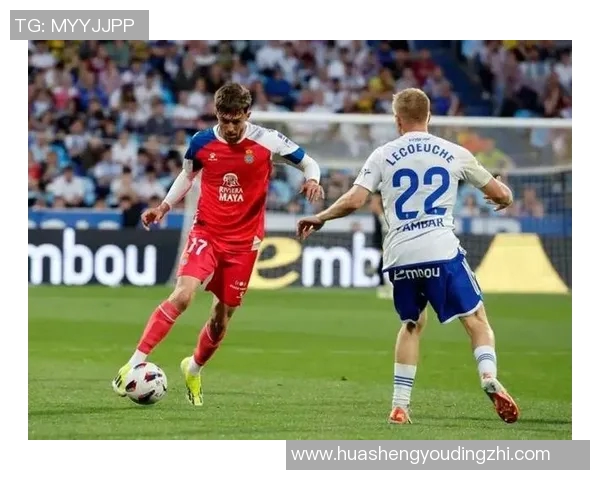 卡斯迪与萨拉戈的精彩对决揭示足球战术与团队合作的魅力